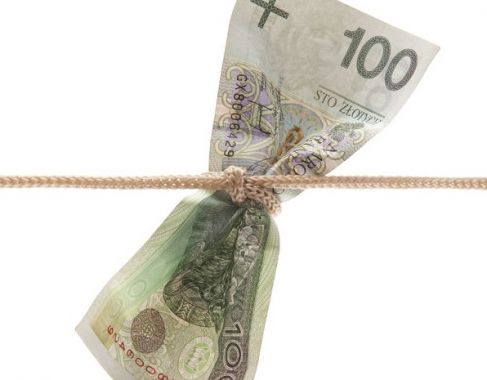 Jaka część wynagrodzenia za pracę nie wchodzi do funduszy masy upadłości ? (gdy Upadły nie posiada zobowiązań alimentacyjnych)